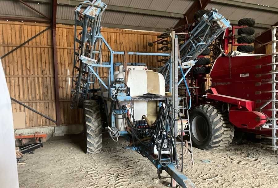 opryskiwacz Evrard 4000l , 24m