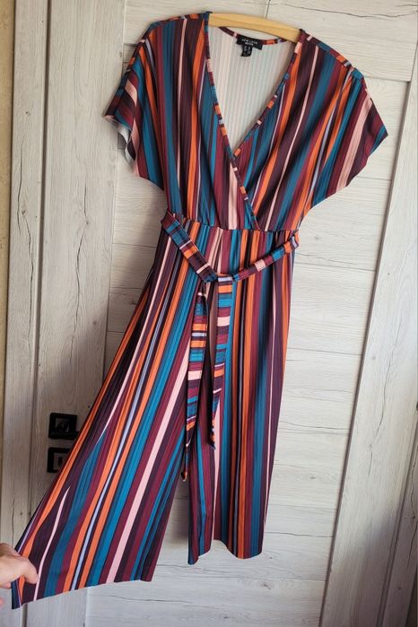 Śliczny kombinezon krótki New Look M