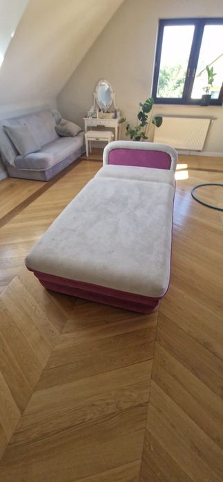 łóżko jednoosobowe