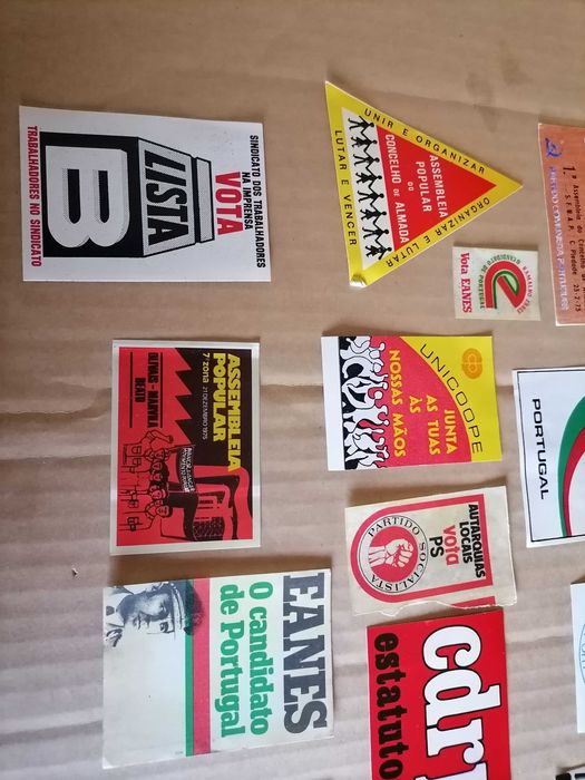 16 Autocolantes Políticos Antigos