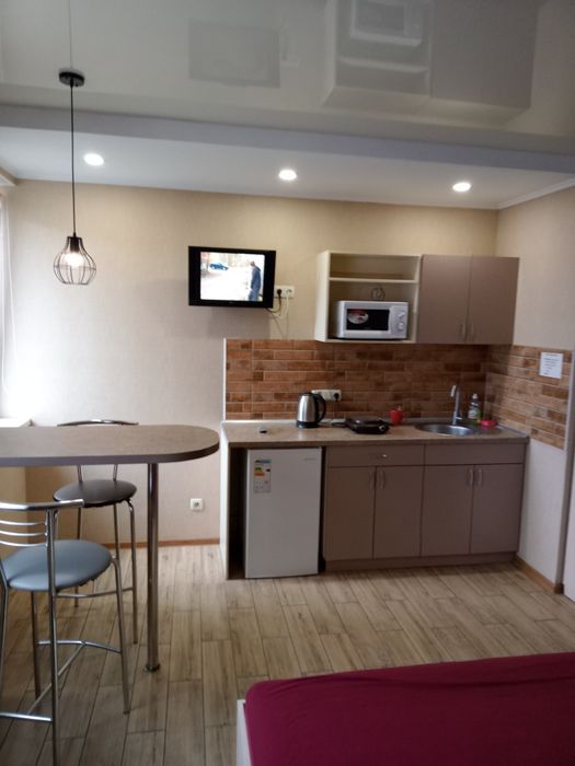 1 этаж. Левада .Гагарина. Новый ремонт. Посуточно