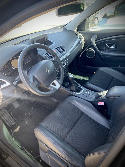 Megane 3 sport tourer 1.5 dci 110cv dynamic S