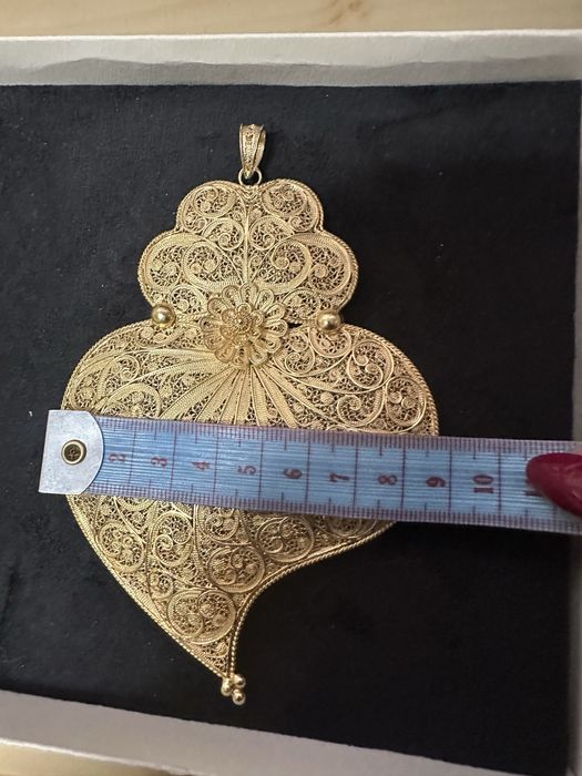 Coração de filigrana duplo