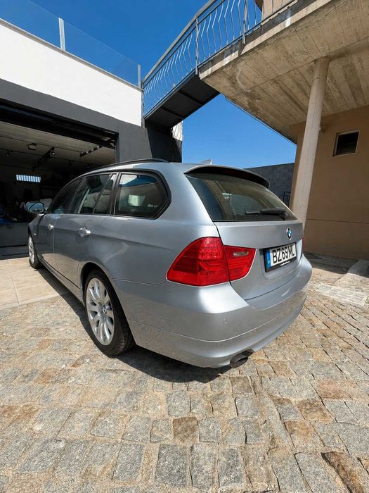 BMW 318d Touring E91 LCI | 2010 | 210.000 km | GPS | Bi-Xénon | PDC