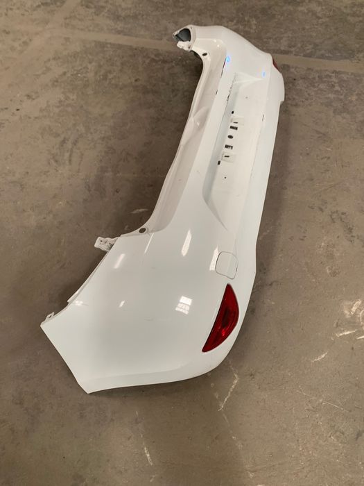 Para-choques tras Renault Clio 3 iii