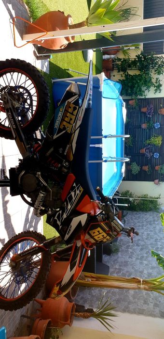 Vendo KTM 250cc c/revisão feita