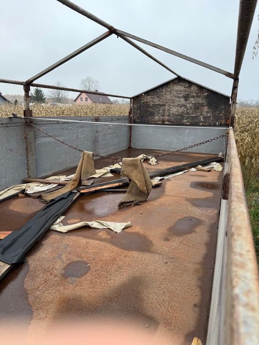 Przyczepa burtowa Kaessbohrer do zboża bel słomy