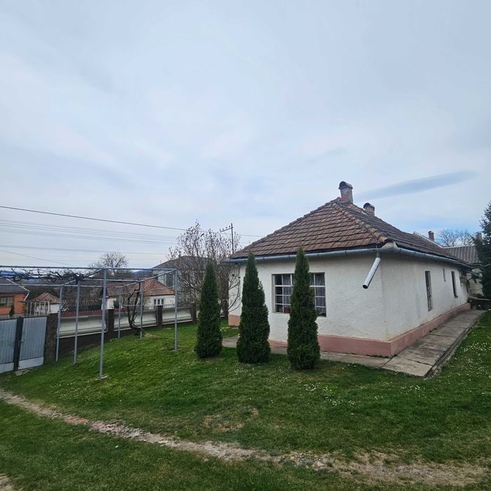 Продаж будинку в Сваляві цегляного