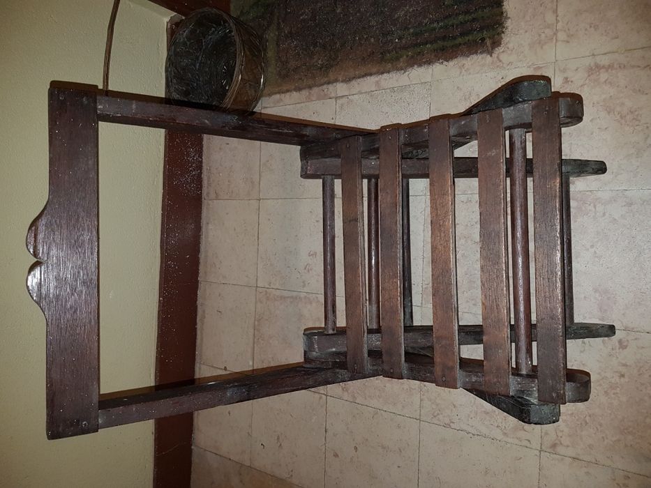 Cadeira antiga para decoração