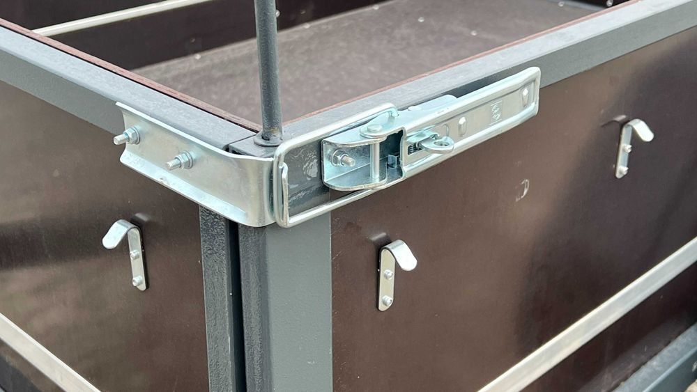 Прицеп легковий 1200х1700х400  одновісний водостійка удароміцна фанера