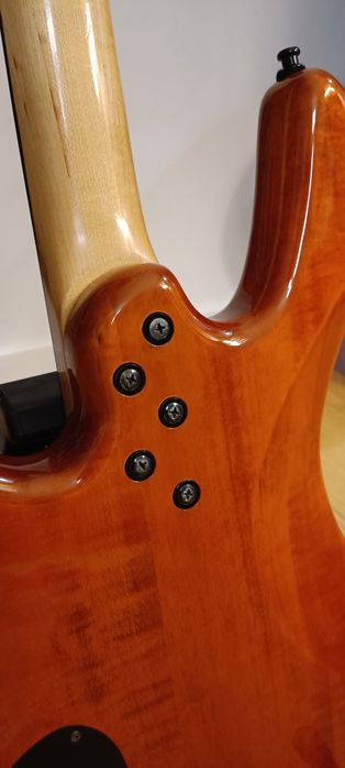 Gitara basowa Spector Legend 4 Classic