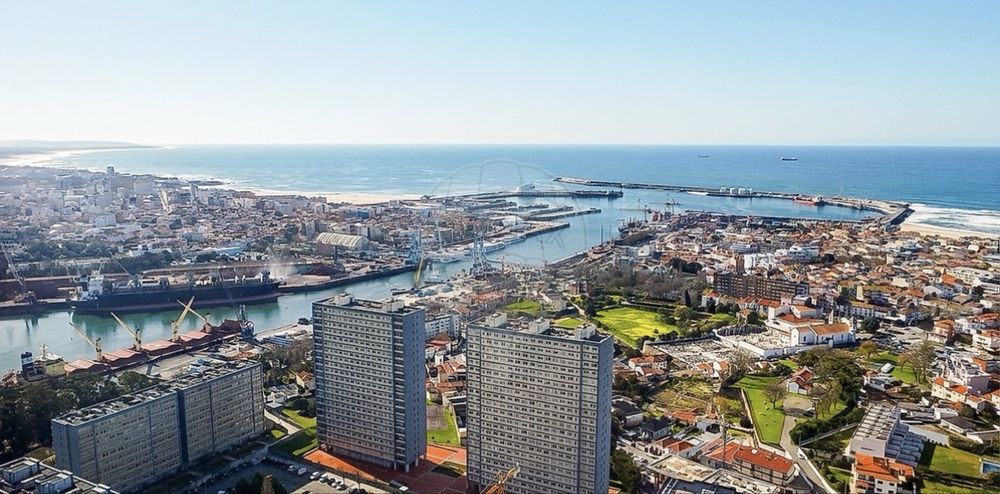 Apartamento T3 Entrequintas