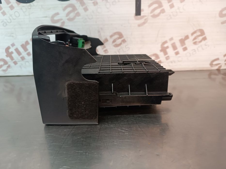 Caixa de Arrumação CITROËN C6 - 9657387977