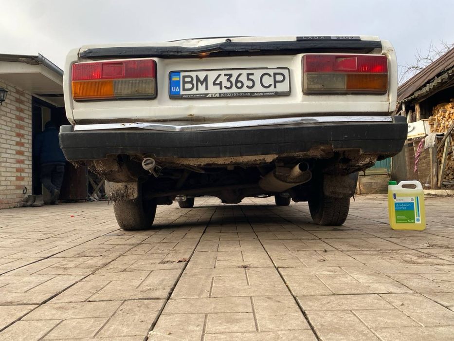 Ваз 2107 продам 1050 доларів