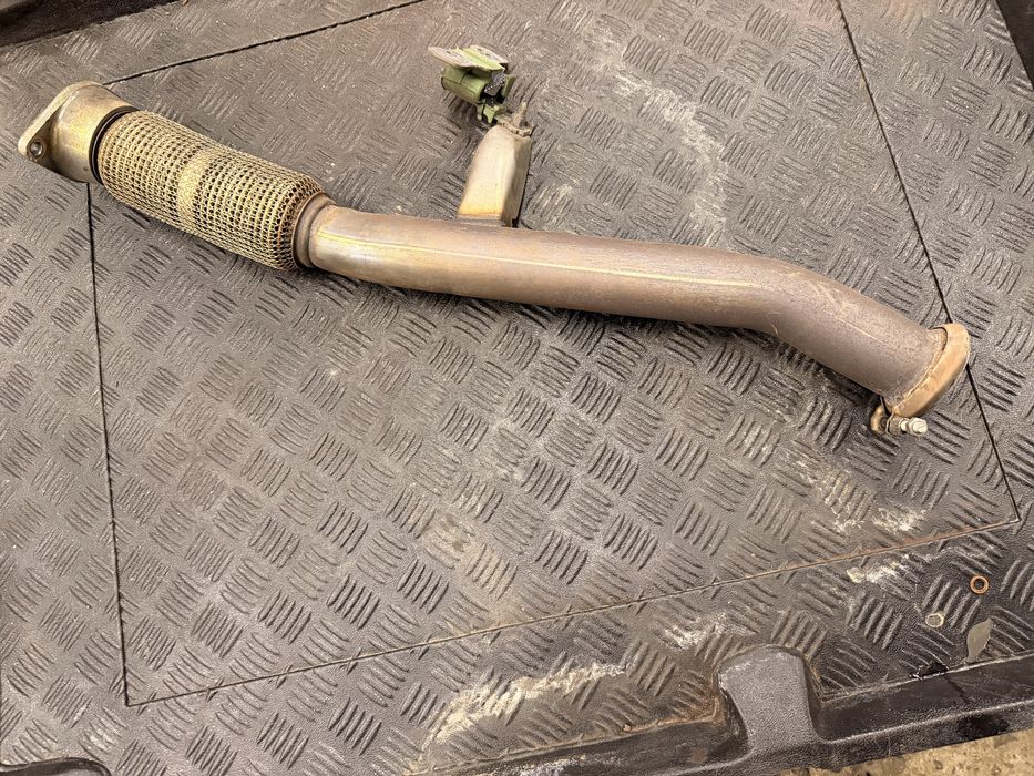 Downpipe dół clio 4 rs trophy lift