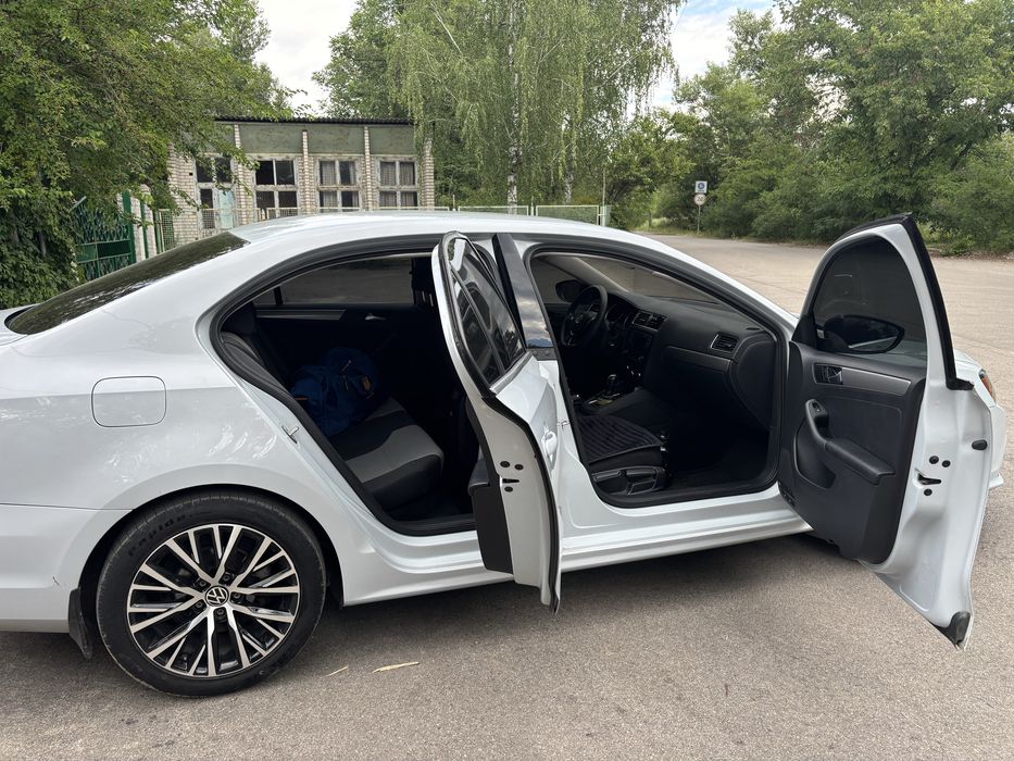 Продам jetta 6 рест