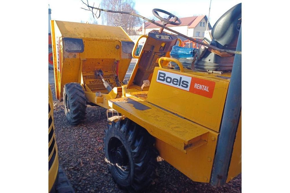 Thwaites Mach 420  Thwaites Mach 420