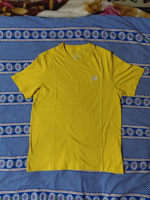 Нова ідеальна футболка найк