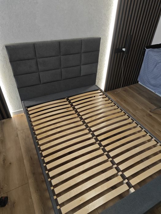 Łóżko tapicerowane 140x200