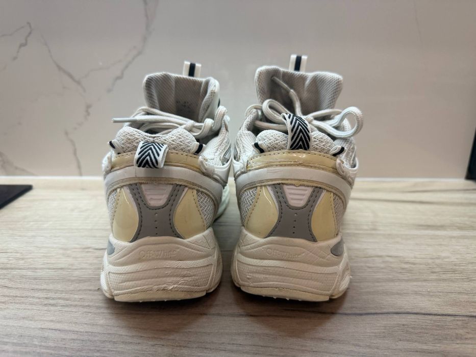 Кросівки Off-White