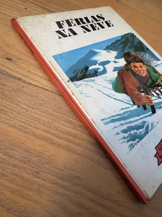 Férias na Neve (nº 62) - Anita