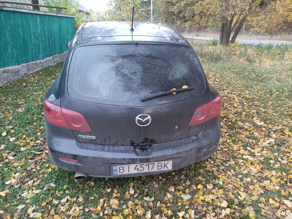 мазда 3 2005 року