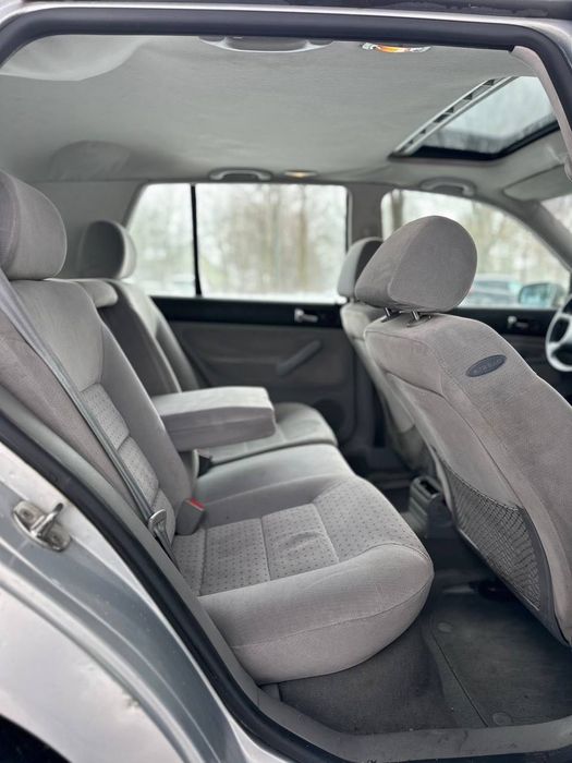 Volkswagen Golf 4 szyberdach świetny stan