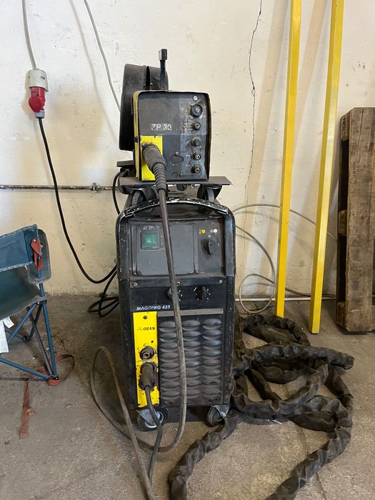 Spawarka esab 425