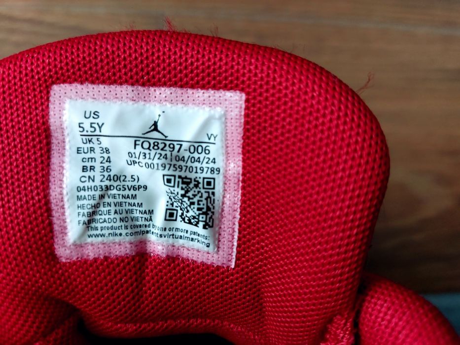Buty chłopięce JORDAN rozmiar.38 na gwarancji