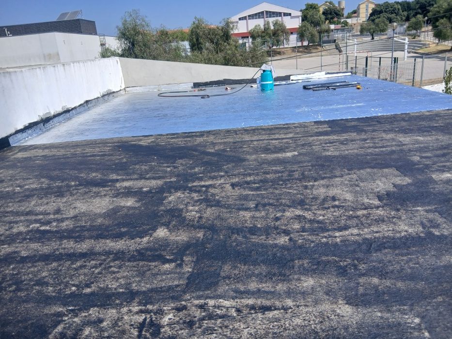 Aplicação de tela asfaltica  impermeabilização529846897330114561