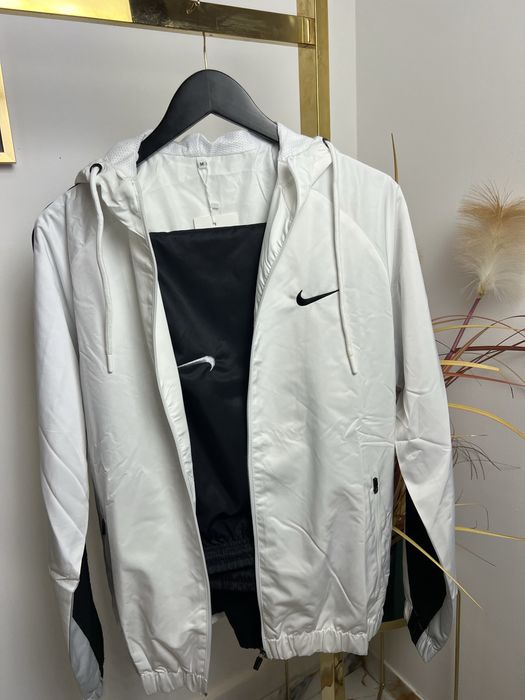 Zestaw dresowy Nike Nowy