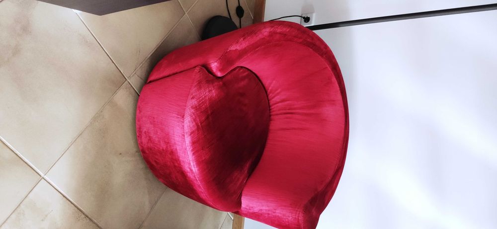 Cadeirão STATUS BALI em tecido mirage VERMELHO