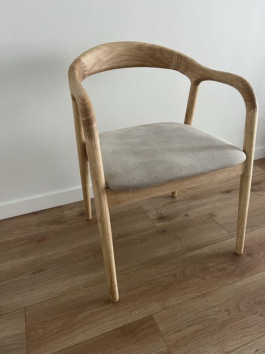 6 drewnianych krzesel