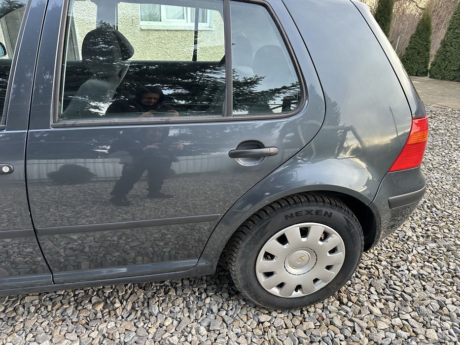 Продам Гольф 4 1999 року