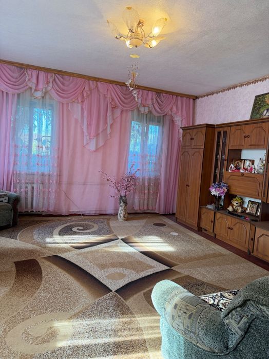 Продам будинок в селі