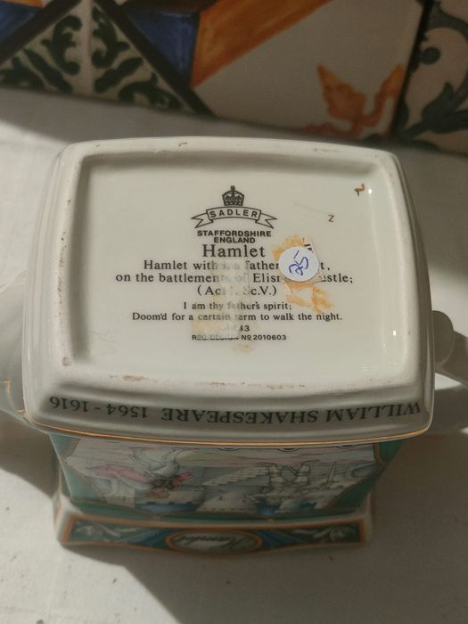 Bule de Porcelana Hamlet