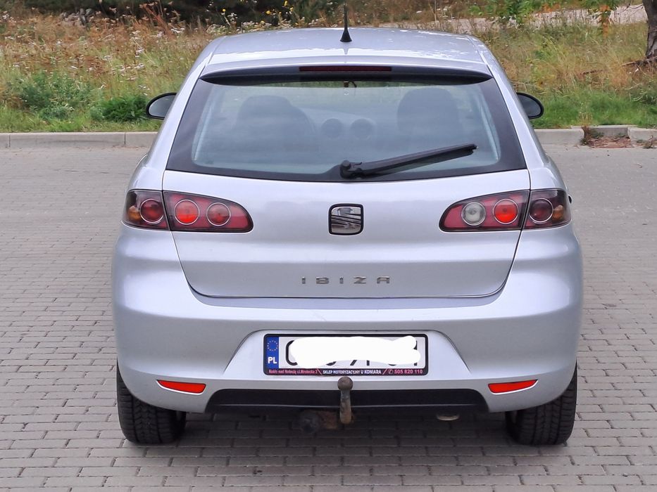 Seat Ibiza Benzyna Zarejestrowana Ładny Stan 5 Drzwi Hak
