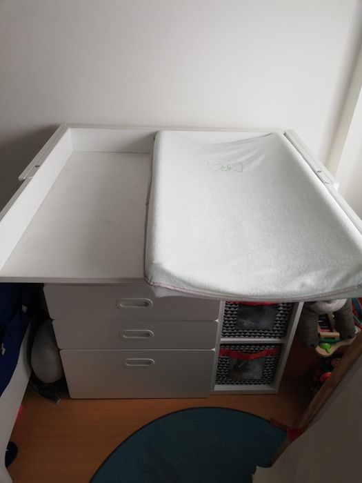 Arrumação mudar a fraldas