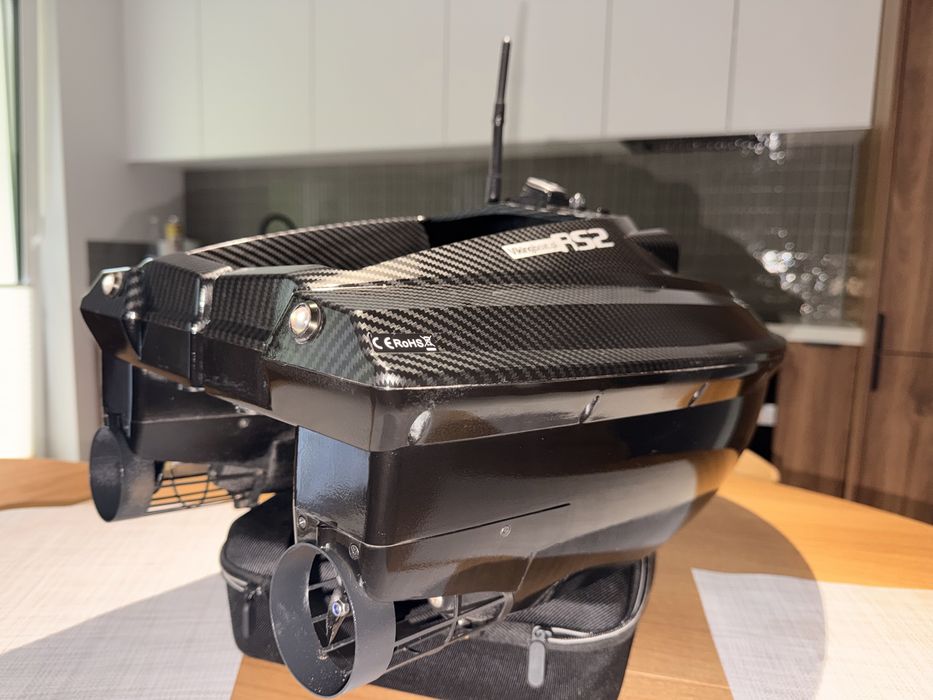 Łódka RC Viking Boat RS2 Carbon ALL IN ONE