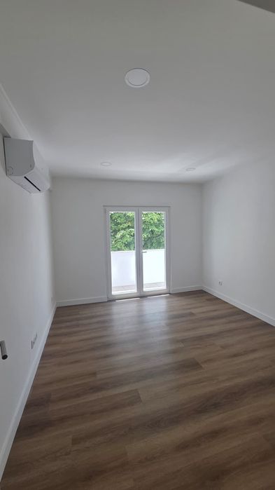 Apartamento T3 na Rua Teófilo Braga, 3