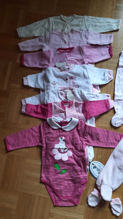 Paka ubrań dla dziewczynki 62cm