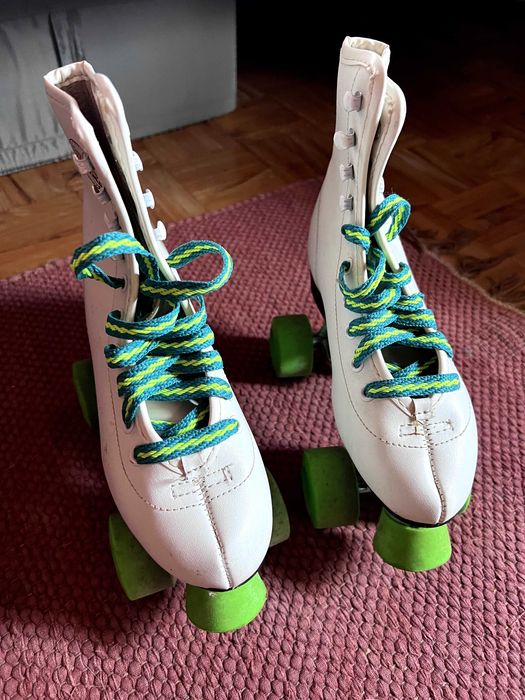 Patins de 4 rodas originais dos 90s