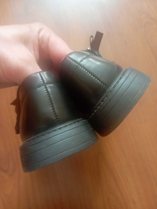 Туфлі ,взуття дівчинці