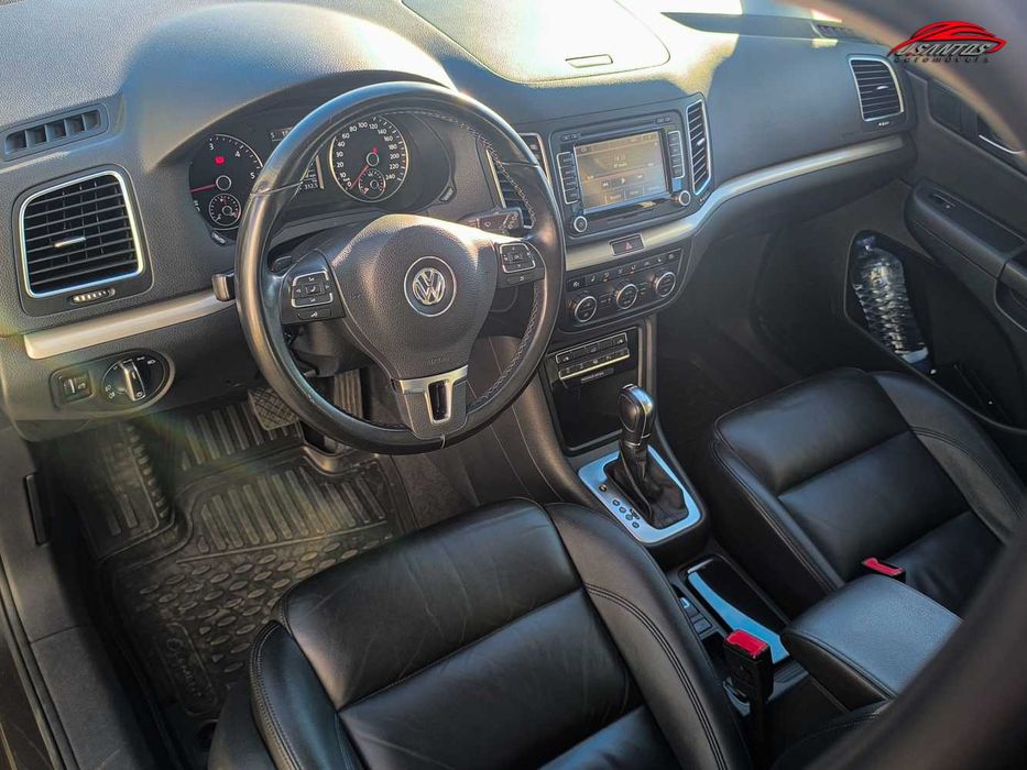 VW Sharan 2.0 TDI 177CV / 7 Lugares / DSG