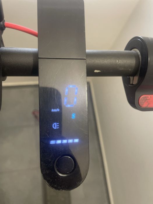 ПРОДАМ‼️Електросамокат Xiaomi M365