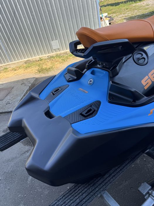 Brp spark trixx 3up