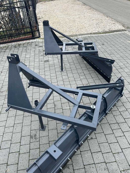 Pług do śniegu na tył ciągnika Spych śnieżny Obrotowy do traktora Guma