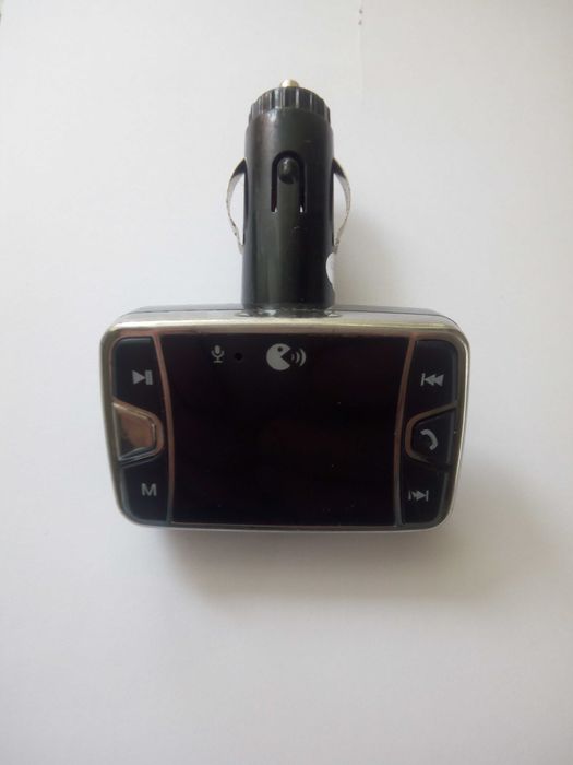 Устройство для громкой связи(блютуз) в авто, смотрите описание