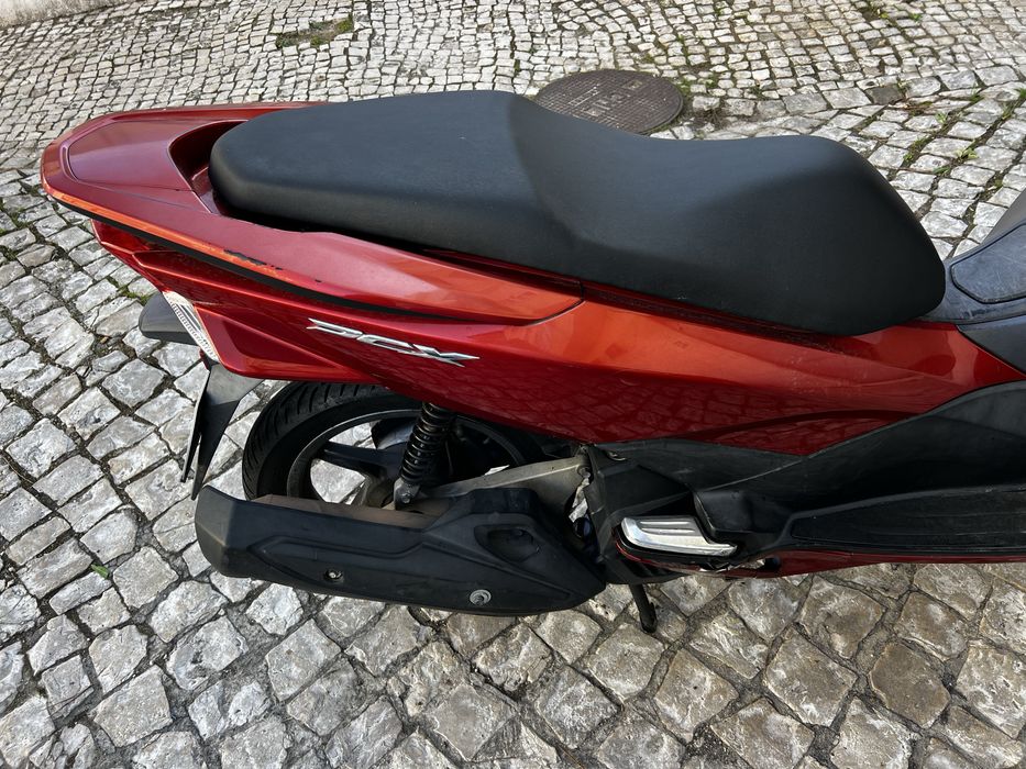 PCX HONDA 125cc vermelha
