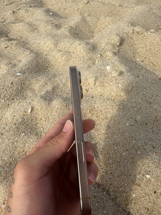 Iphone 16 pro.